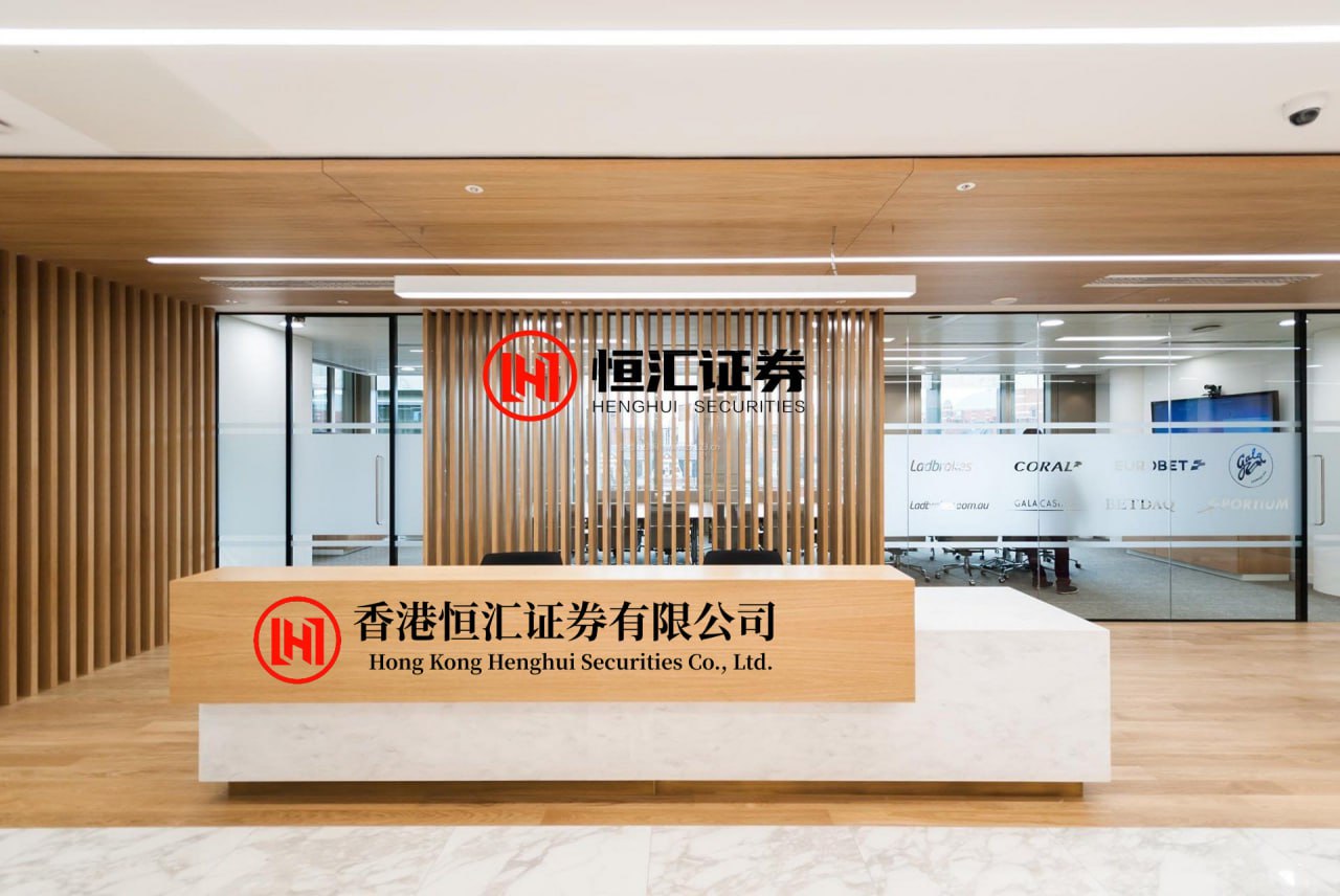 广证策略APP下载 麒麟芯+鸿蒙系统，华为nova15把中端机卷成了“旗舰体验机”